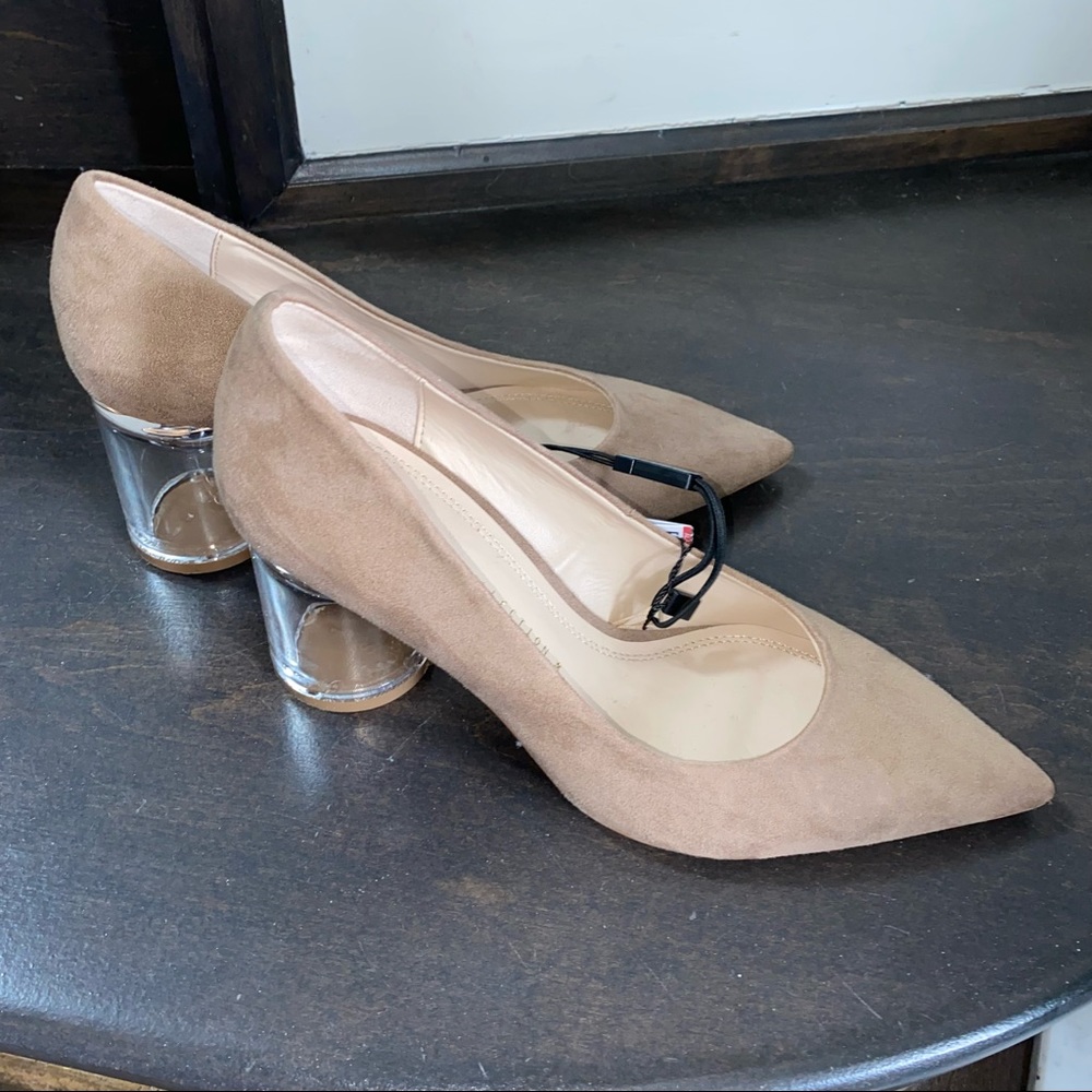 💛Host Pick💛 NWT Zara Nude Pointed Toe Pumps with Methacrylate heels
